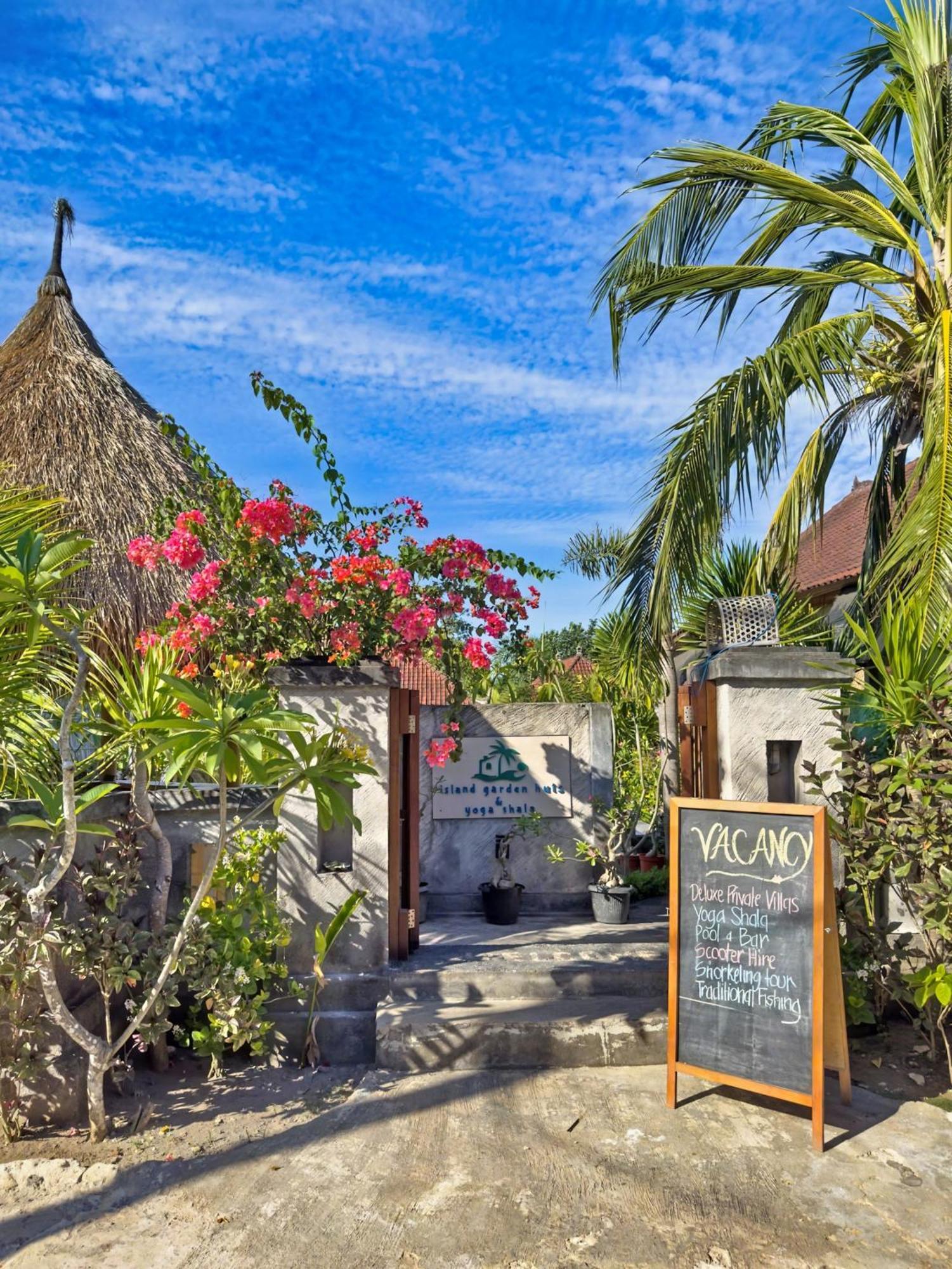 Island Garden Huts Lembongan Bed & Breakfast Exterior foto
