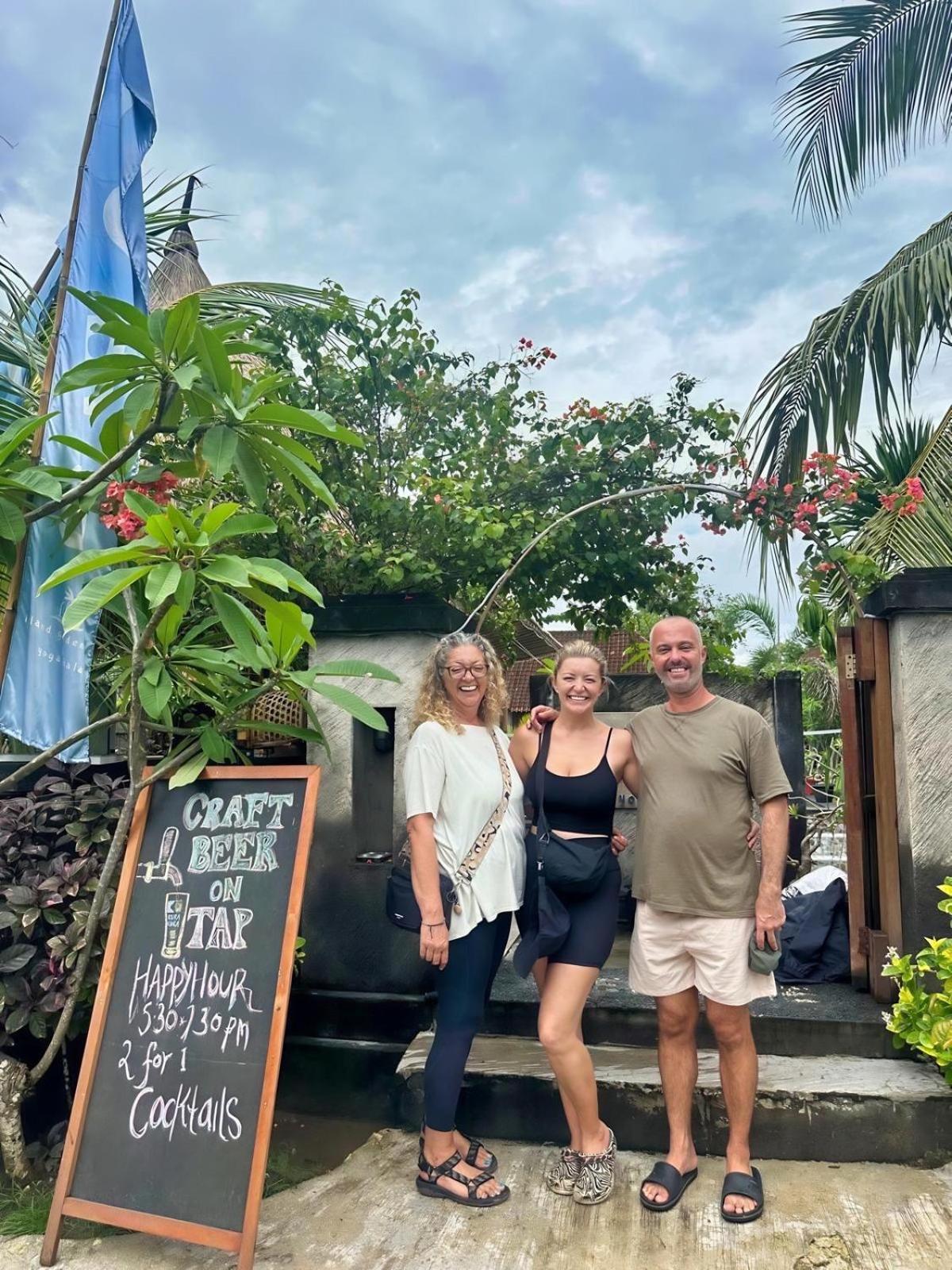 Island Garden Huts Lembongan Bed & Breakfast Exterior foto