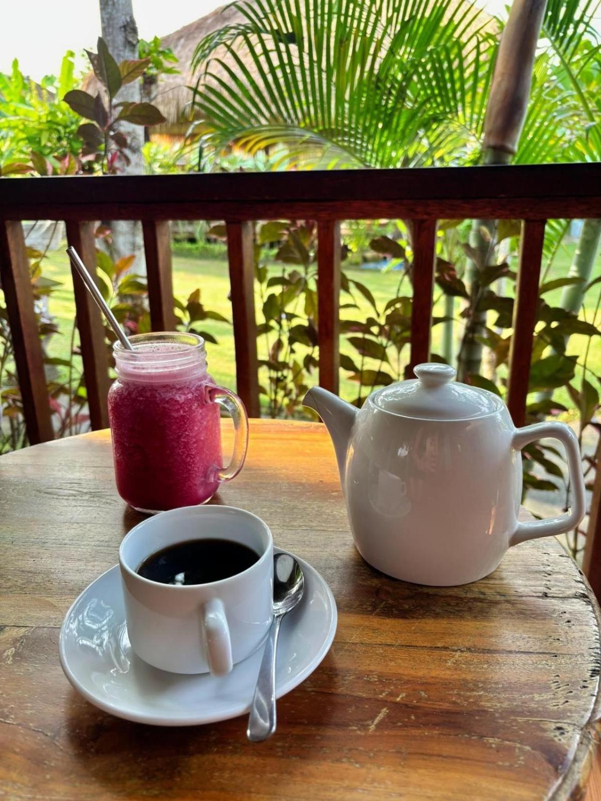 Island Garden Huts Lembongan Bed & Breakfast Exterior foto
